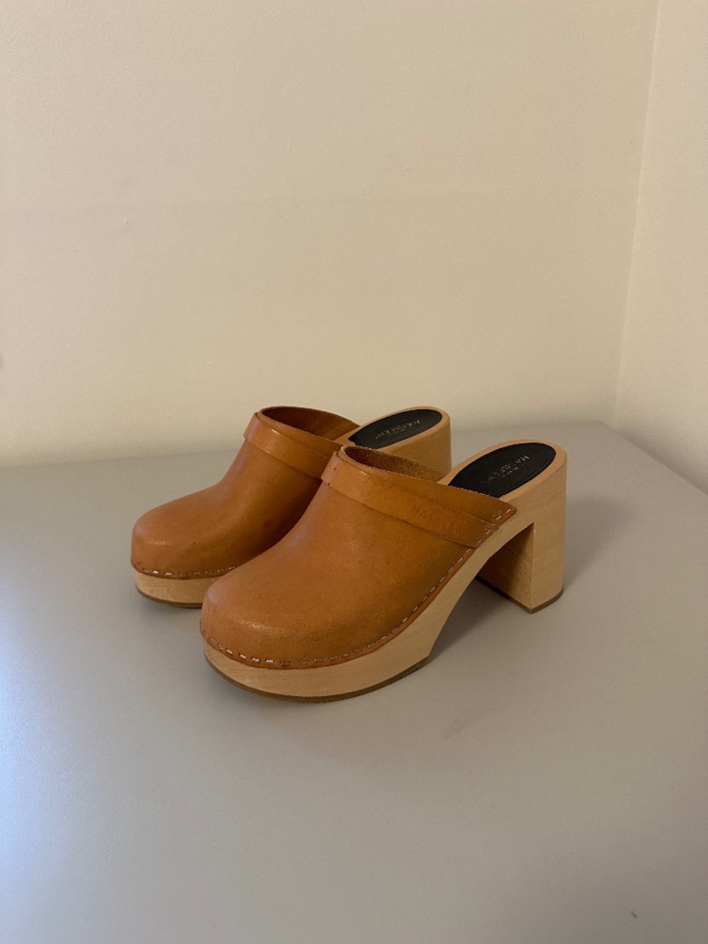 Swedish Hasbeens Husband Ski High Wooden Platform Clogs | Size 40